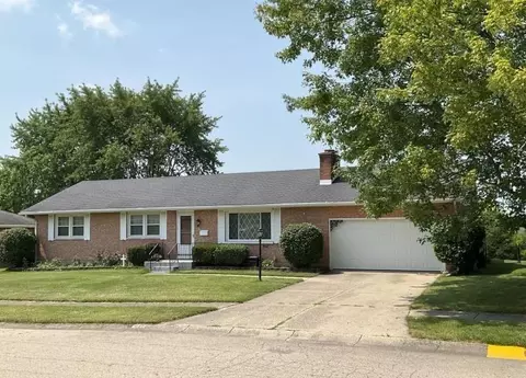 4229 Camelot Dr, Springfield, OH 45503