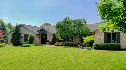 2350 Wells Dr, Sidney, OH 45365