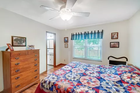 Bedroom - 2753 Conowoods Dr, Springfield, OH 45503 photo 2 of 6