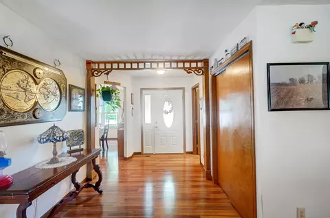 Entry Way - 2753 Conowoods Dr, Springfield, OH 45503 photo 1 of 2