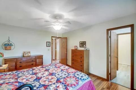 Bedroom - 2753 Conowoods Dr, Springfield, OH 45503 photo 3 of 6