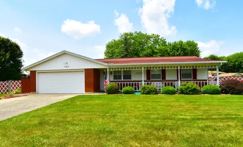 5203 Melvina St, Fairborn, OH 45324