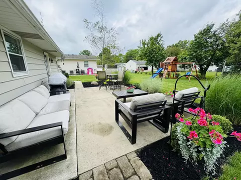 921 Lilac St, Celina, OH 45822 photo 3