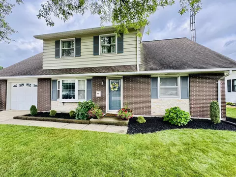 921 Lilac St, Celina, OH 45822