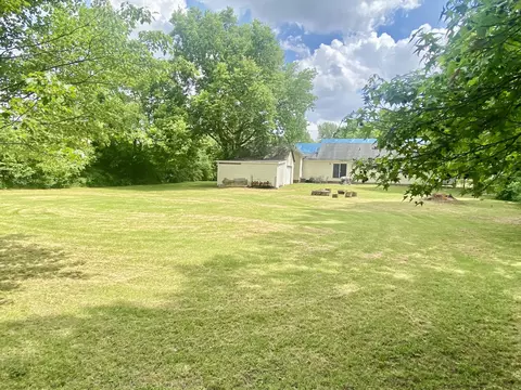 2764 Dayton Rd, Springfield, OH 45506 photo 2