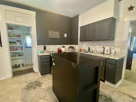 2764 Dayton Rd, Springfield, OH 45506 photo 8