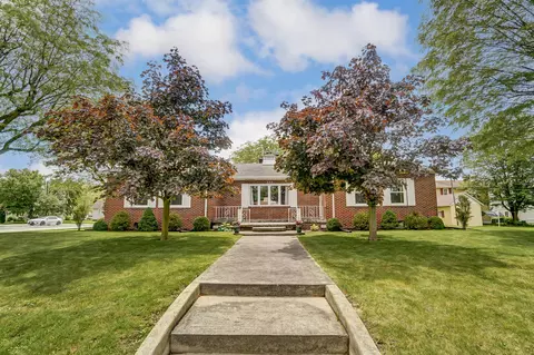 735 E 5th St, Delphos, OH 45833
