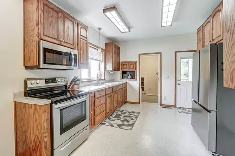 742 W 3rd St, Delphos, OH 45833 photo 8