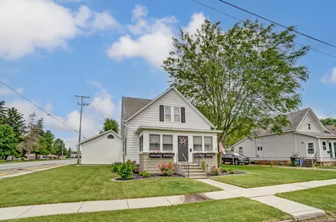 742 W 3rd St, Delphos, OH 45833 photo 3