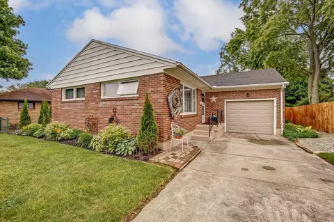 255 Englewood Rd, Springfield, OH 45503