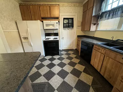 309 E Market St, Celina, OH 45822 photo 12