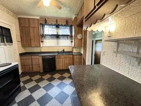 309 E Market St, Celina, OH 45822 photo 13