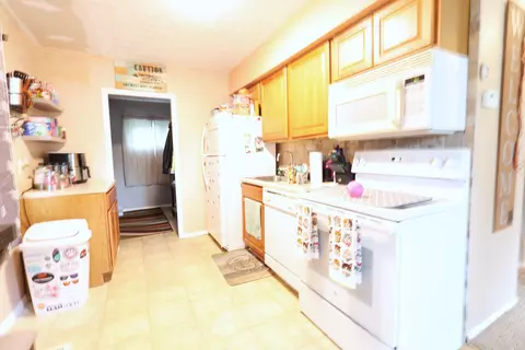 1553 Memorial Dr, Springfield, OH 45505 photo 17