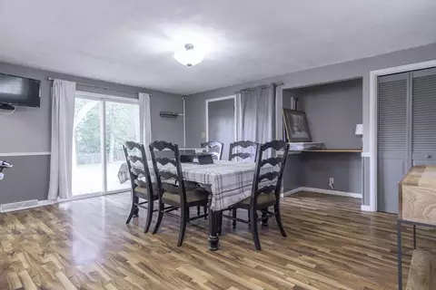 Dining - 2120 Broadway Ave, Sidney, OH 45365 photo 1 of 4