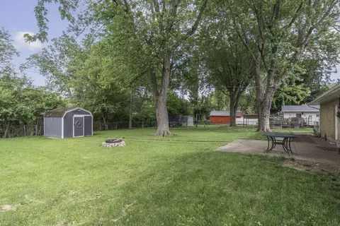 Exterior - 2120 Broadway Ave, Sidney, OH 45365 photo 4 of 5
