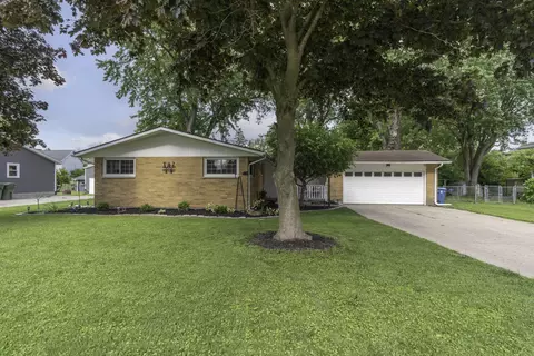 Exterior - 2120 Broadway Ave, Sidney, OH 45365 photo 1 of 5