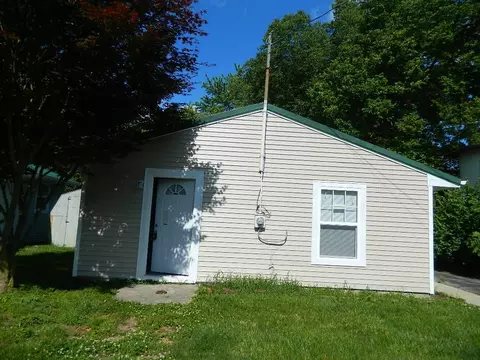 Exterior - 1112 Hillcrest Ave, Springfield, OH 45504 photo 1 of 2