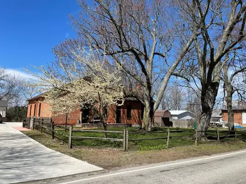 5615 Plattsburg Rd, Springfield, OH 45505 photo 2