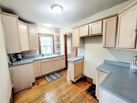 Kitchen - 2106 Beatrice St, Springfield, OH 45503 photo 1 of 5
