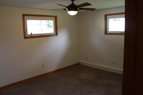 Bedroom - 1342 Ronald Rd, Springfield, OH 45503 photo 3 of 4
