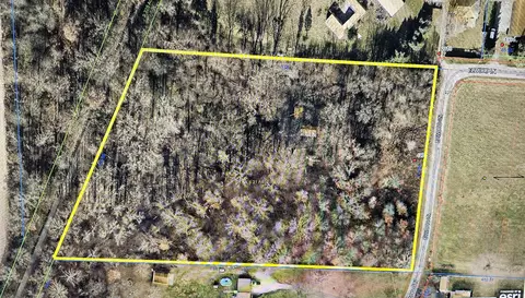 4275 Elwood Ln, Springfield, OH 45506
