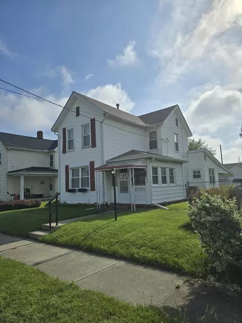 44 Snyder St, Springfield, OH 45504