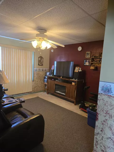 44 Snyder St, Springfield, OH 45504 photo 4