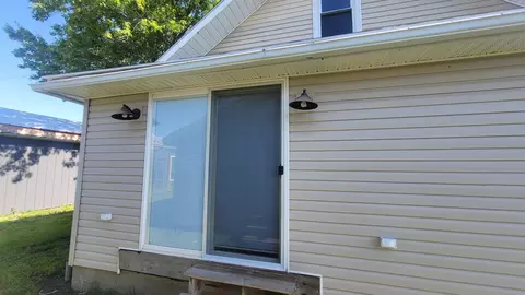 Exterior - 810 W Logan St, Celina, OH 45822 photo 2 of 4