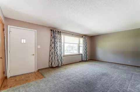 Living - 403 Hoopengarner St, Wapakoneta, OH 45895 photo 1 of 3
