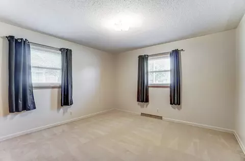 Bedroom - 403 Hoopengarner St, Wapakoneta, OH 45895 photo 1 of 6