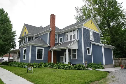 4 W Pike St, Christiansburg, OH 45389