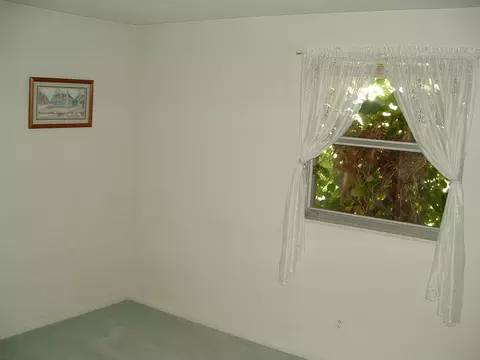 Bedroom - 1641 Yorkshire Ct, Springfield, OH 45503 photo 2 of 8
