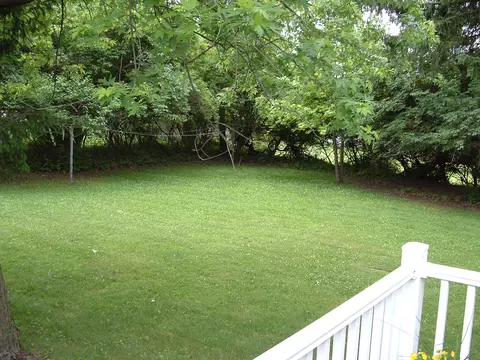 Exterior - 1641 Yorkshire Ct, Springfield, OH 45503 photo 12 of 17