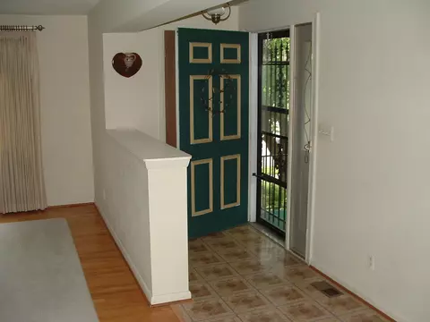 Entry Way - 1641 Yorkshire Ct, Springfield, OH 45503 photo 1 of 4