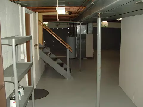 Other - 1641 Yorkshire Ct, Springfield, OH 45503 photo 11 of 20