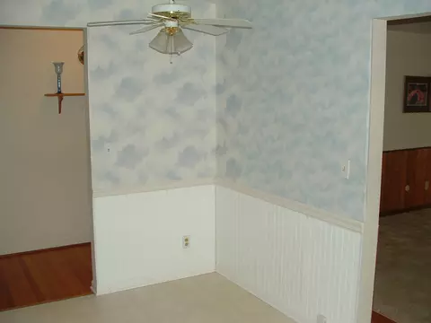 Dining - 1641 Yorkshire Ct, Springfield, OH 45503 photo 1 of 4