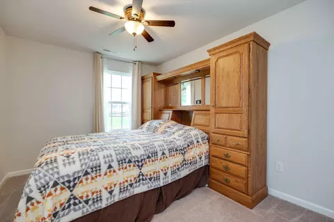 Bedroom - 12 Cascade Dr, Fairborn, OH 45324 photo 3 of 8