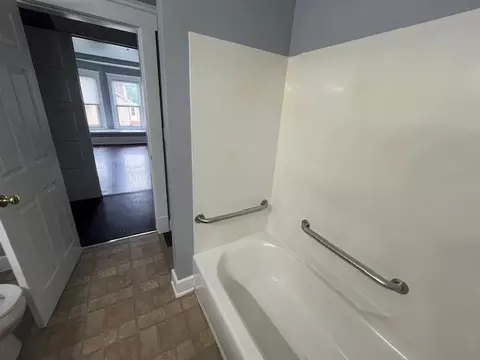 626 N Belmont Ave, Springfield, OH 45503 photo 11