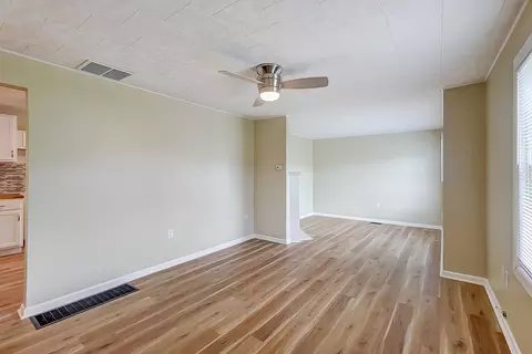 160 Lawnview Ave, Springfield, OH 45505 photo 5