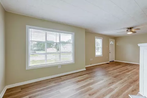 160 Lawnview Ave, Springfield, OH 45505 photo 7