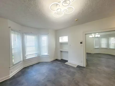 Living - 1635 S Center Blvd, Springfield, OH 45506 photo 3 of 4