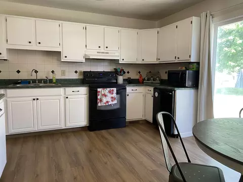 3236 Woonsocket St, Springfield, OH 45503 photo 32