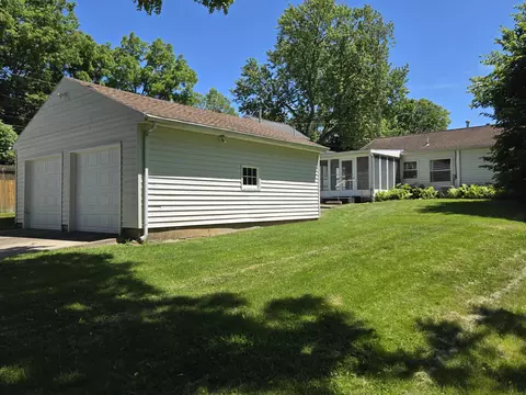 1730 W Washington St, Springfield, OH 45506 photo 9
