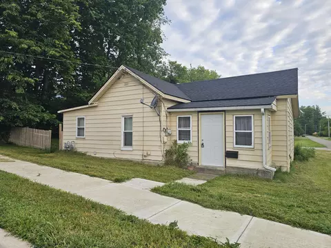 101 E 3rd St, West Alexandria, OH 45381