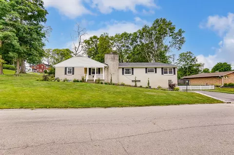609 S Broadmoor Blvd, Springfield, OH 45504