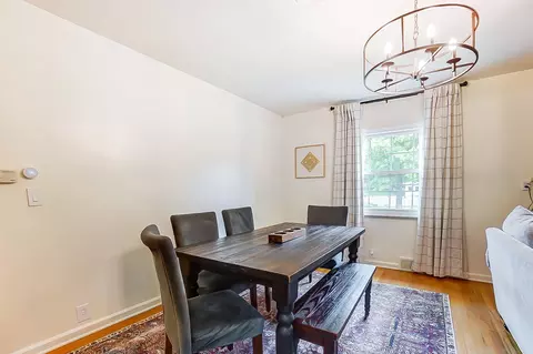 Dining - 609 S Broadmoor Blvd, Springfield, OH 45504 photo 1 of 2