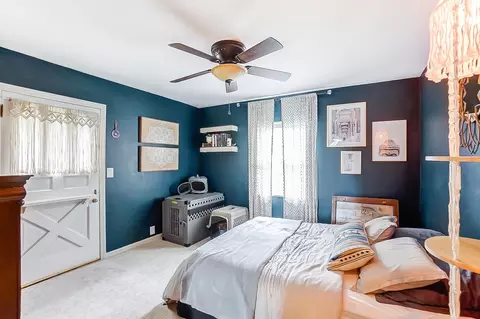 Bedroom - 609 S Broadmoor Blvd, Springfield, OH 45504 photo 3 of 4