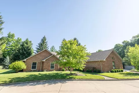 2295 Settlers Trl, Vandalia, OH 45377