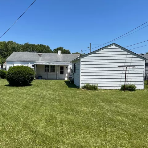 Exterior - 2049 N Hadley Rd, Springfield, OH 45505 photo 6 of 6