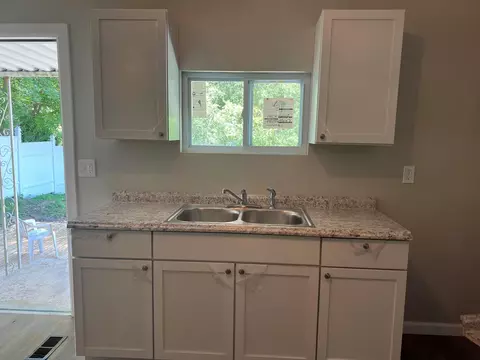 331 N Burnett Rd, Springfield, OH 45503 photo 10